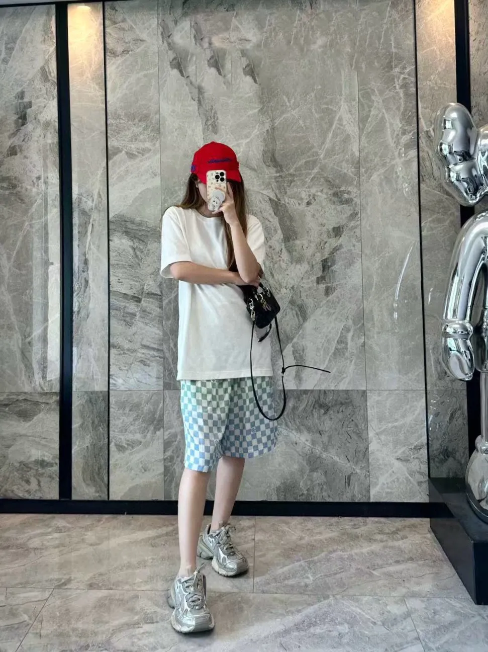Louis Vuitton/Louis Vuitton gradient checkerboard shorts
